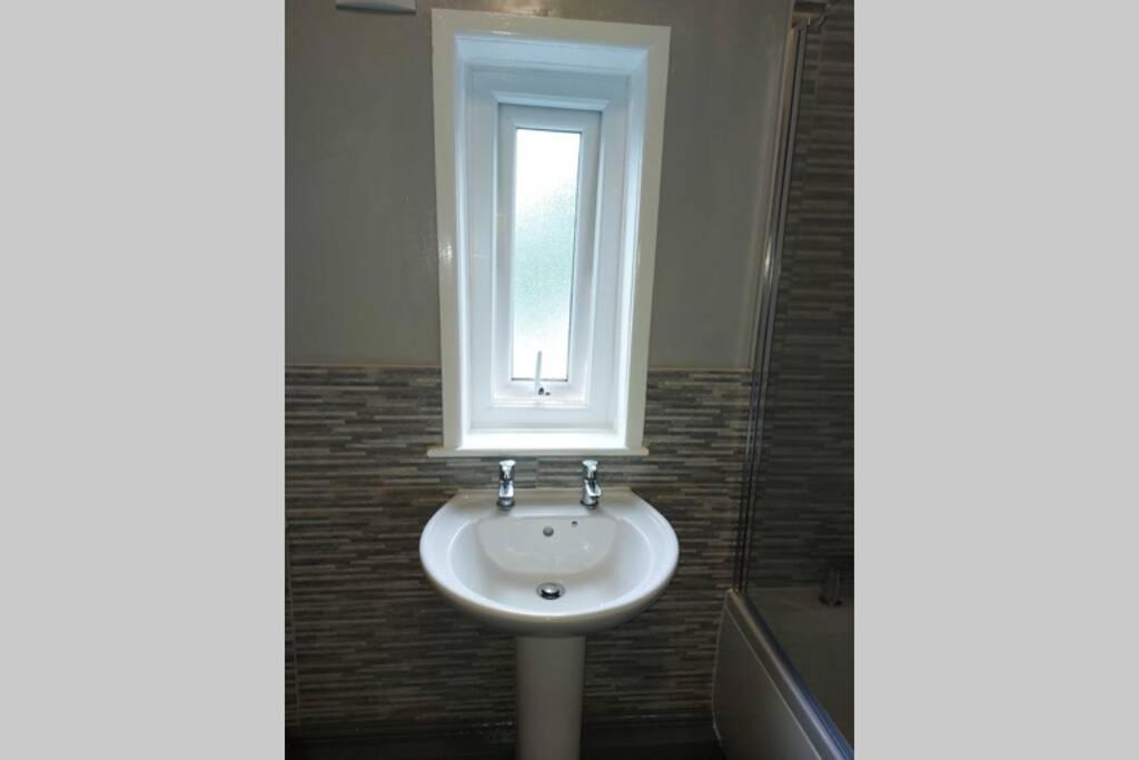 Lovely 2 Bedroomed Flat In The Centre Of Longton Longton  Exterior photo